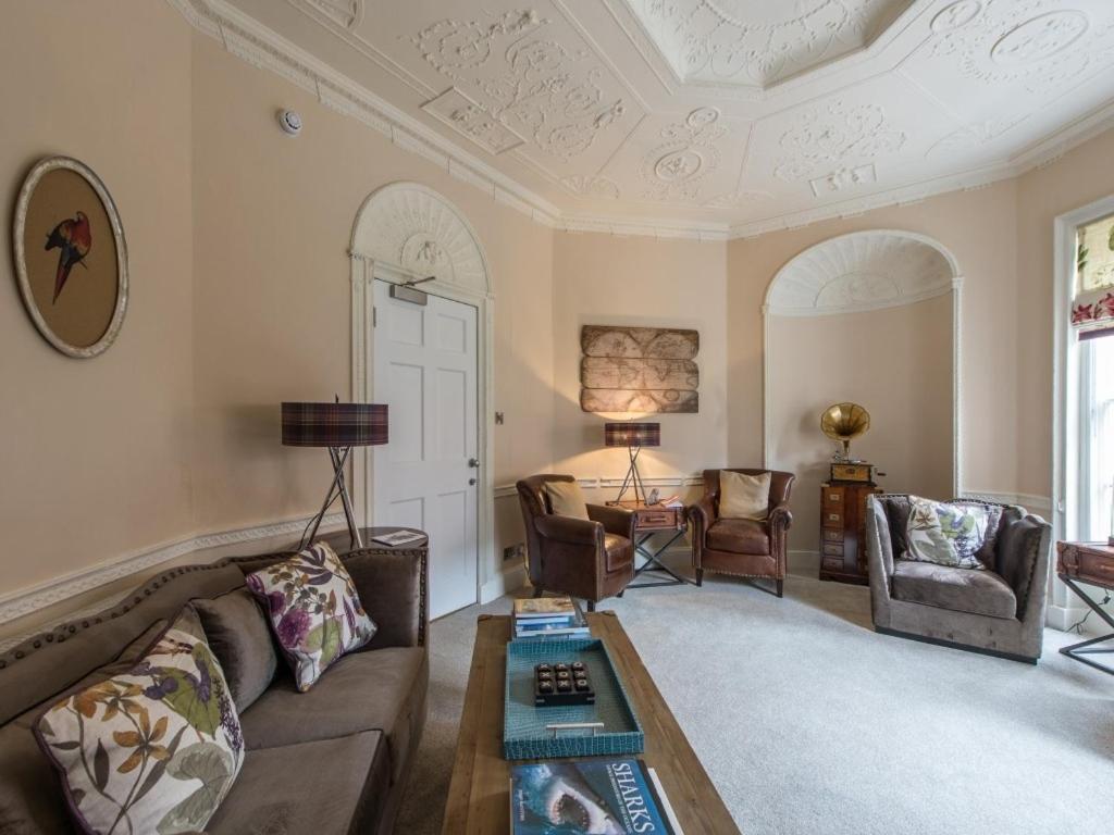 Darwin'S Townhouse Bed & Breakfast Shrewsbury Exterior foto The Drawing Room